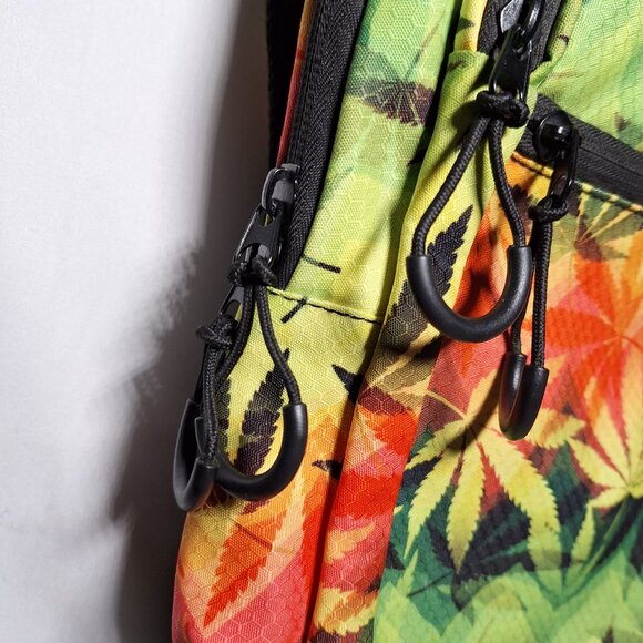 Vibedration Hydration Backpack w/o bladder - green, orange 